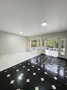 Casa com 4 Quartos à venda, 250m² no Vila Deyse, Itapetininga