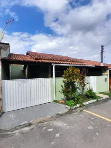 Casa de Condomínio com 2 Quartos à venda, 60m² no Outeiro das Pedras, Itaboraí
