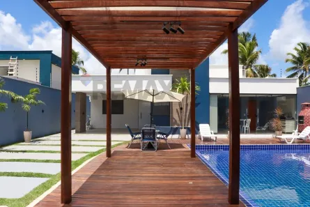 Casa de Condomínio com 4 Quartos à venda, 250m² no Porto Coqueiral, Ipojuca