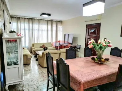 Casa com 3 Quartos à venda, 263m² no Gonzaga, Santos