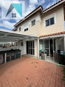 Casa de Condomínio com 3 Quartos para alugar, 145m² no Chácara do Solar III, Santana de Parnaíba