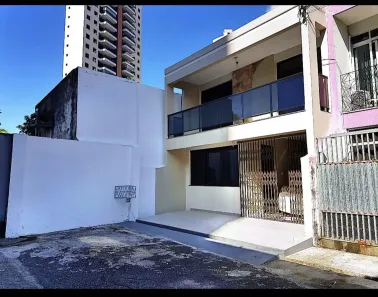 Sobrado com 3 Quartos à venda, 200m² no São Brás, Belém