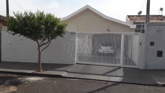 Casa com 3 Quartos à venda, 157m² no Jardim Almeida, Araraquara