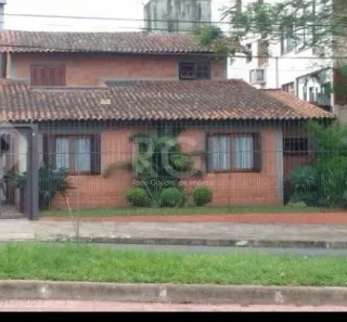 Casa com 3 Quartos à venda, 220m² no Jardim Itu, Porto Alegre