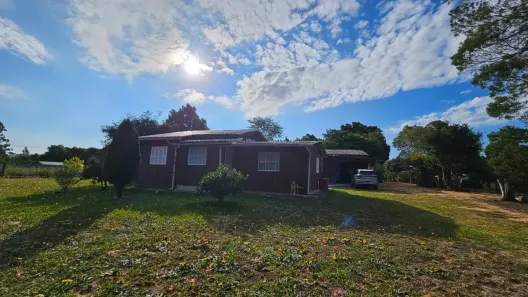 Fazenda/Sítio com 3 Quartos à venda, 11000m² no Área Rural de Águas Claras, Viamão