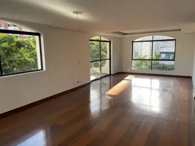 Apartamento com 3 Quartos à venda, 190m² no Vila Uberabinha, São Paulo