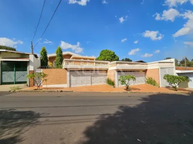 Casa com 3 Quartos à venda, 310m² no Vila Brasília, São Carlos