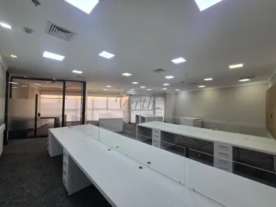 Sala Comercial com 4 Quartos para alugar, 185m² no Cambuí, Campinas