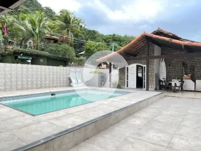Casa com 4 Quartos à venda, 360m² no Badu, Niterói
