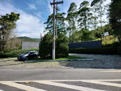 Fazenda/Sítio com 3 Quartos à venda, 1000m² no Taiaçupeba, Mogi das Cruzes