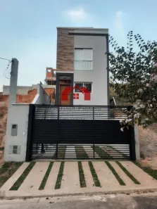 Casa de Condomínio com 3 Quartos à venda, 150m² no Villas do Jaguari, Santana de Parnaíba