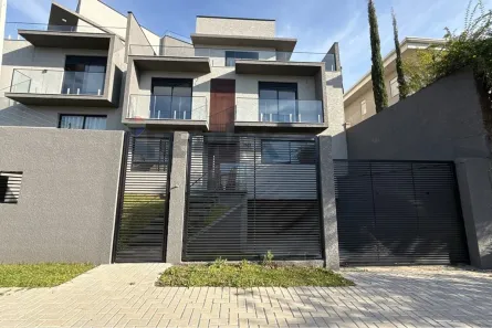 Sobrado com 3 Quartos à venda, 190m² no Mossunguê, Curitiba