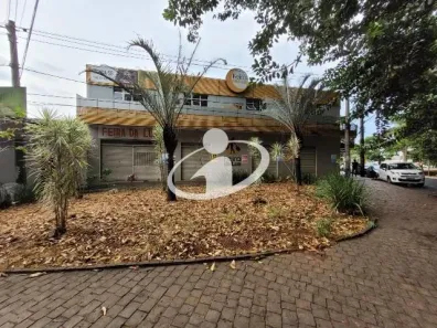 Sala Comercial para alugar, 260m² no Bom Jesus, Uberlândia