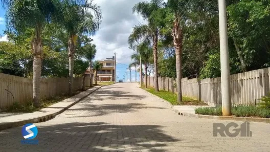 Lote/Terreno à venda, 253m² no Campo Novo, Porto Alegre