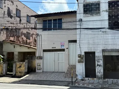Casa com 2 Quartos para alugar, 70m² no Pirambu, Fortaleza