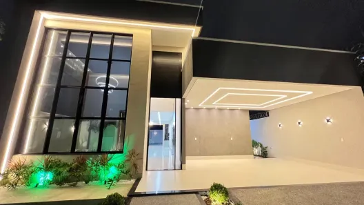 Casa com 4 Quartos à venda, 212m² no Parque Amazônia, Goiânia