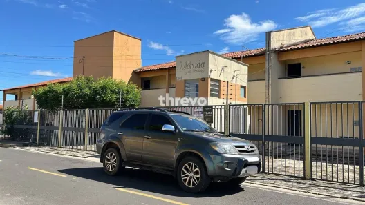 Apartamento com 2 Quartos para alugar, 49m² no Vale Quem Tem, Teresina