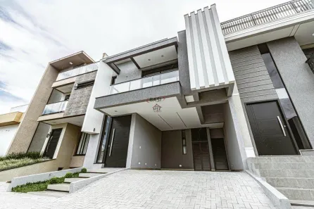 Casa de Condomínio com 3 Quartos à venda, 163m² no Santa Cândida, Curitiba