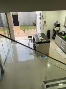 Sobrado com 3 Quartos à venda, 240m² no Grand Ville, Uberlândia