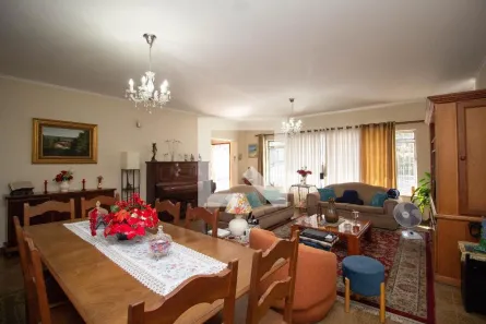 Casa com 4 Quartos à venda, 274m² no Vila Mangalot, São Paulo