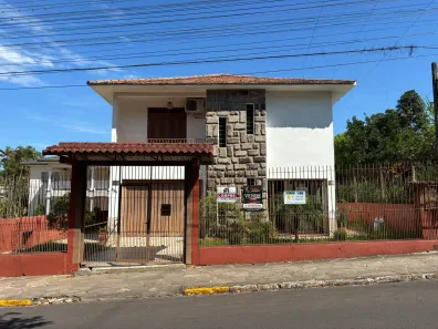 Sobrado com 4 Quartos à venda, 204m² no Cruzeiro do Sul, Taquara