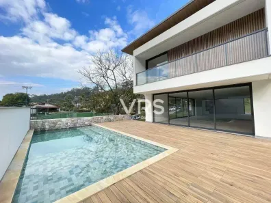 Casa de Condomínio com 4 Quartos à venda, 540m² no Parque do Imbui, Teresópolis