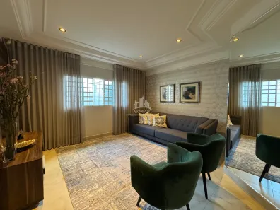 Casa com 3 Quartos à venda, 170m² no Jardim Karaíba, Uberlândia
