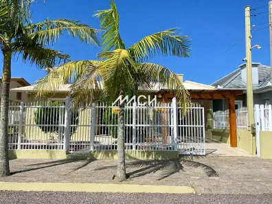 Casa com 2 Quartos à venda, 158m² no Balneário Tramandaí Sul, Tramandaí