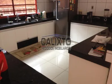 Casa com 3 Quartos à venda, 200m² no Centro, Uberlândia