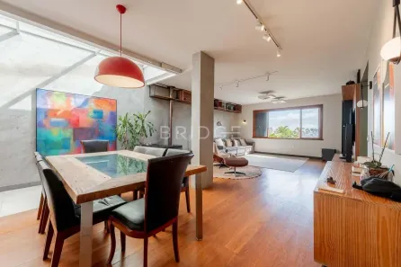 Casa com 4 Quartos à venda, 390m² no Três Figueiras, Porto Alegre