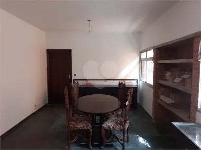 Casa com 3 Quartos para alugar, 270m² no Vila Friburgo, São Paulo