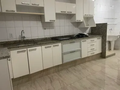 Apartamento com 3 Quartos para venda ou aluguel, 110m² no Setor Bueno, Goiânia