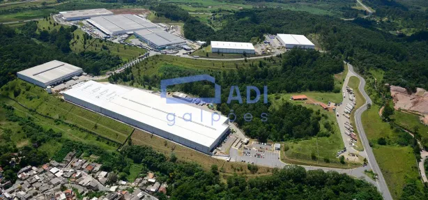 Galpão/Depósito/Armazém para alugar, 45500m² no Pataxós, Embu das Artes