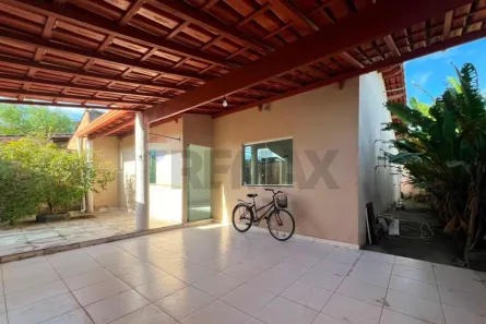 Casa com 3 Quartos para alugar, 140m² no Vila Caraípe, Teixeira de Freitas