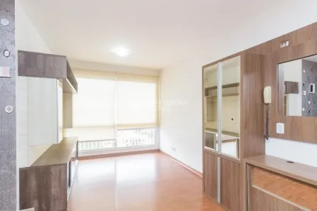 Apartamento com 3 Quartos para alugar, 74m² no Partenon, Porto Alegre