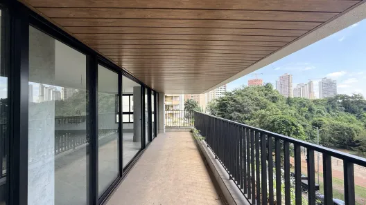 Apartamento com 3 Quartos à venda, 306m² no Setor Bueno, Goiânia
