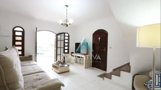 Sobrado com 3 Quartos para alugar, 162m² no Vila Valparaíso, Santo André