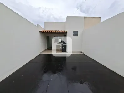 Casa com 2 Quartos para alugar, 150m² no Shopping Park, Uberlândia