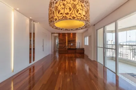 Apartamento com 3 Quartos para alugar, 141m² no Vila Romana, São Paulo