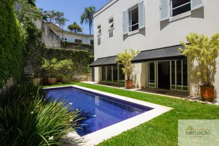 Sobrado com 5 Quartos à venda, 493m² no Jardim Guedala, São Paulo