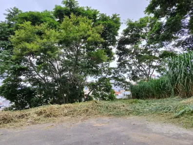 Lote/Terreno à venda, 333m² no Cascatinha, Juiz de Fora