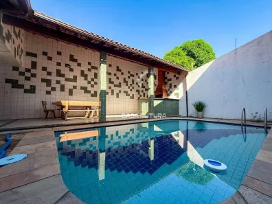 Casa com 4 Quartos à venda, 305m² no Jardim Amália, Volta Redonda