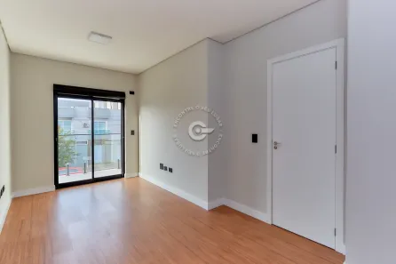 Sobrado com 3 Quartos à venda, 189m² no Afonso Pena, São José dos Pinhais
