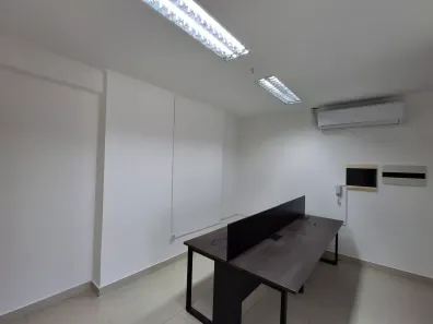 Prédio Comercial para alugar, 32m² no Alto da Glória, Goiânia