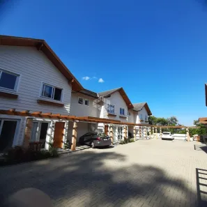 Casa de Condomínio com 2 Quartos à venda, 95m² no Várzea Grande, Gramado