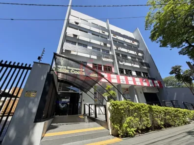 Sala Comercial para alugar, 42m² no Zona 04, Maringá