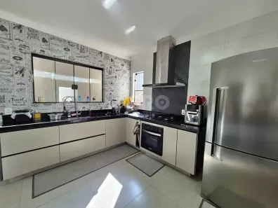 Casa com 3 Quartos à venda, 143m² no Parque São Geraldo, Bauru
