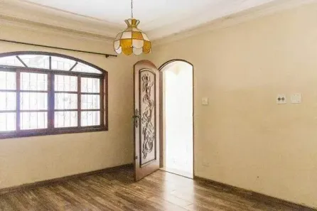 Casa com 4 Quartos à venda, 189m² no Vila Humaitá, Santo André
