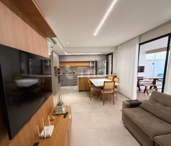 Sobrado com 4 Quartos para alugar, 181m² no Jardins Marselha, Aparecida de Goiânia