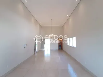Casa com 3 Quartos para alugar, 220m² no Jardim Inconfidência, Uberlândia